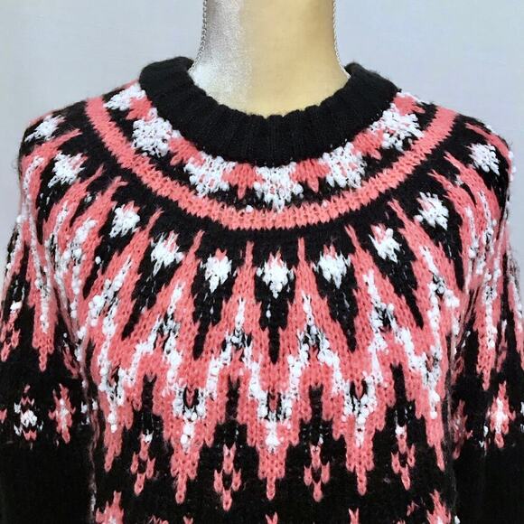 Hooked Up NWT Knit Sweater Juniors M - Picture 2 of 9